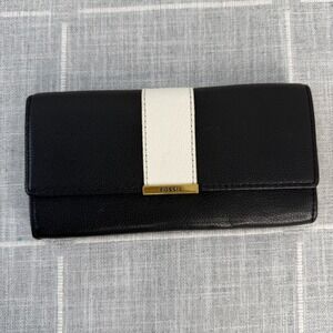 Fossil Leather Farrah FLP Wallet Black White Leather Soft RFID Colorblock